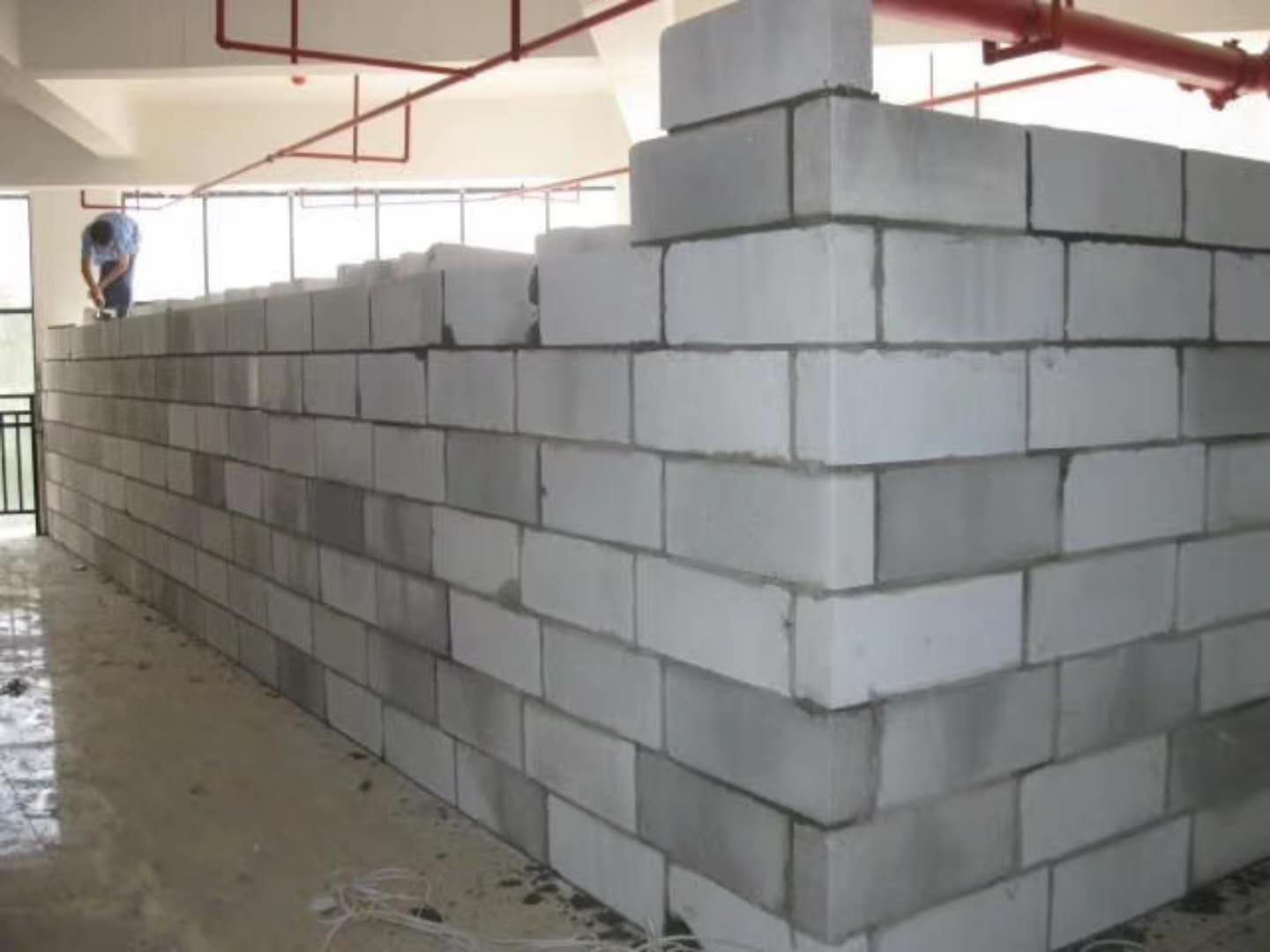 东明蒸压加气混凝土砌块承重墙静力和抗震性能的研究